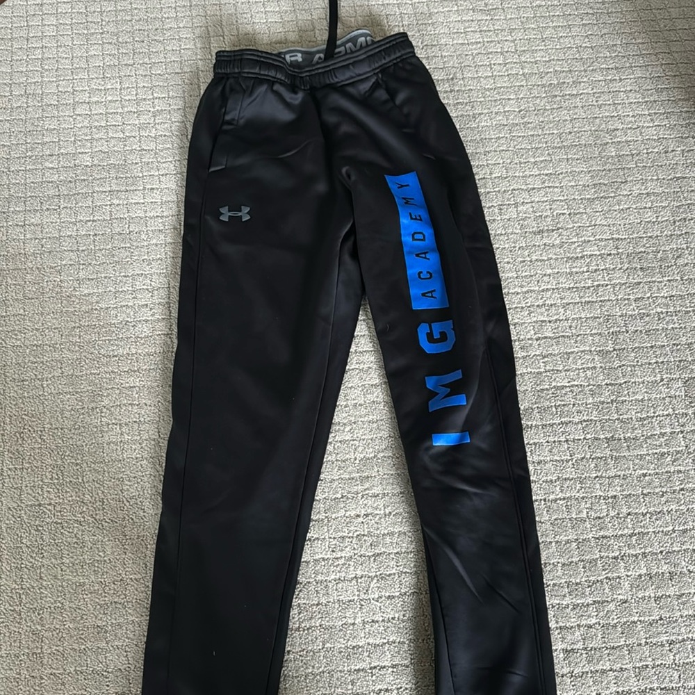 IMG Academy sweatpants worn only a few times